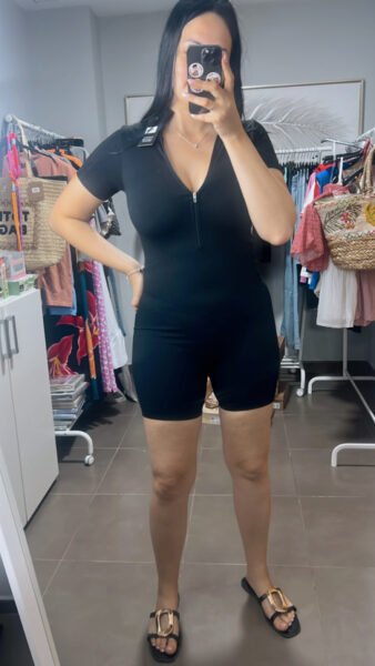 Mono Barbie