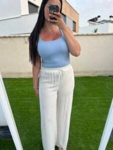 Pantalón lino beige claro